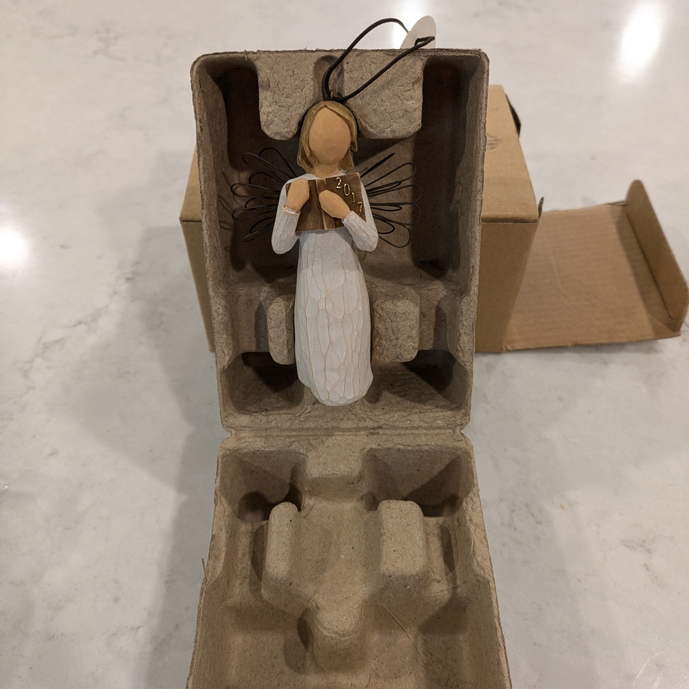 Willow Tree Demdaco By Susan Lordi Angel Cream and Brown Accent Decor